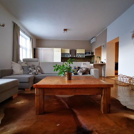 Falcon Apartment Trnawa Zewnętrze zdjęcie